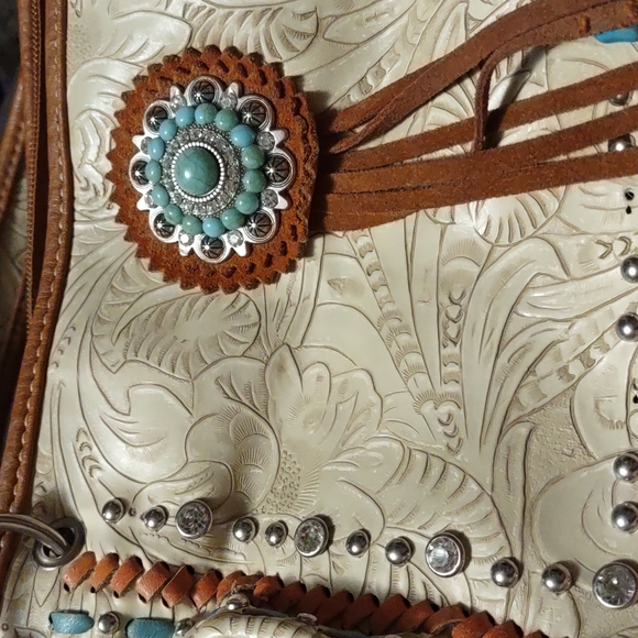 Montana West Purse with Metal Accents - Picture 7 of 9